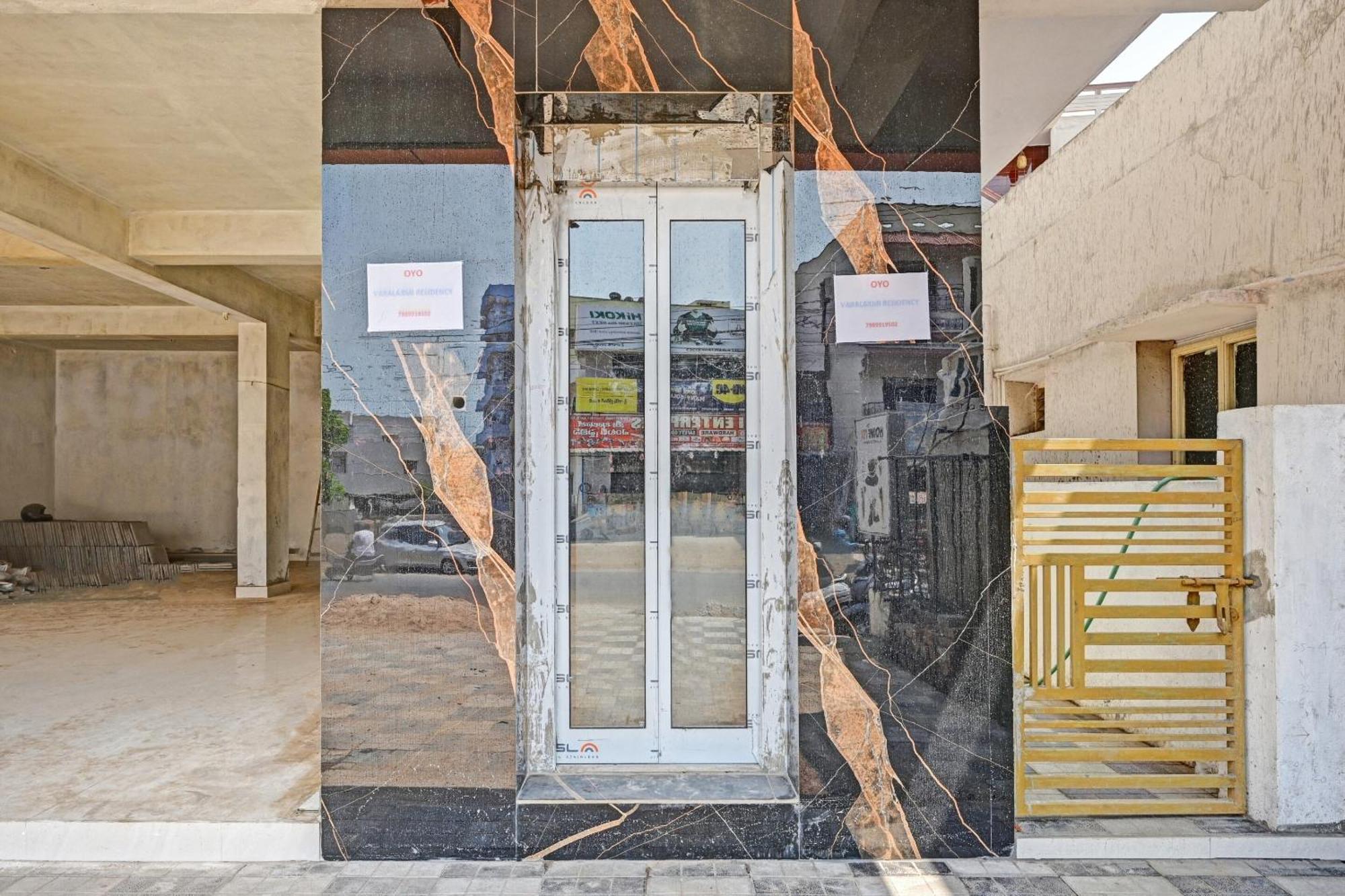 Hotel O Vara Lakshmi Residency Kurmannapalem Екстер'єр фото