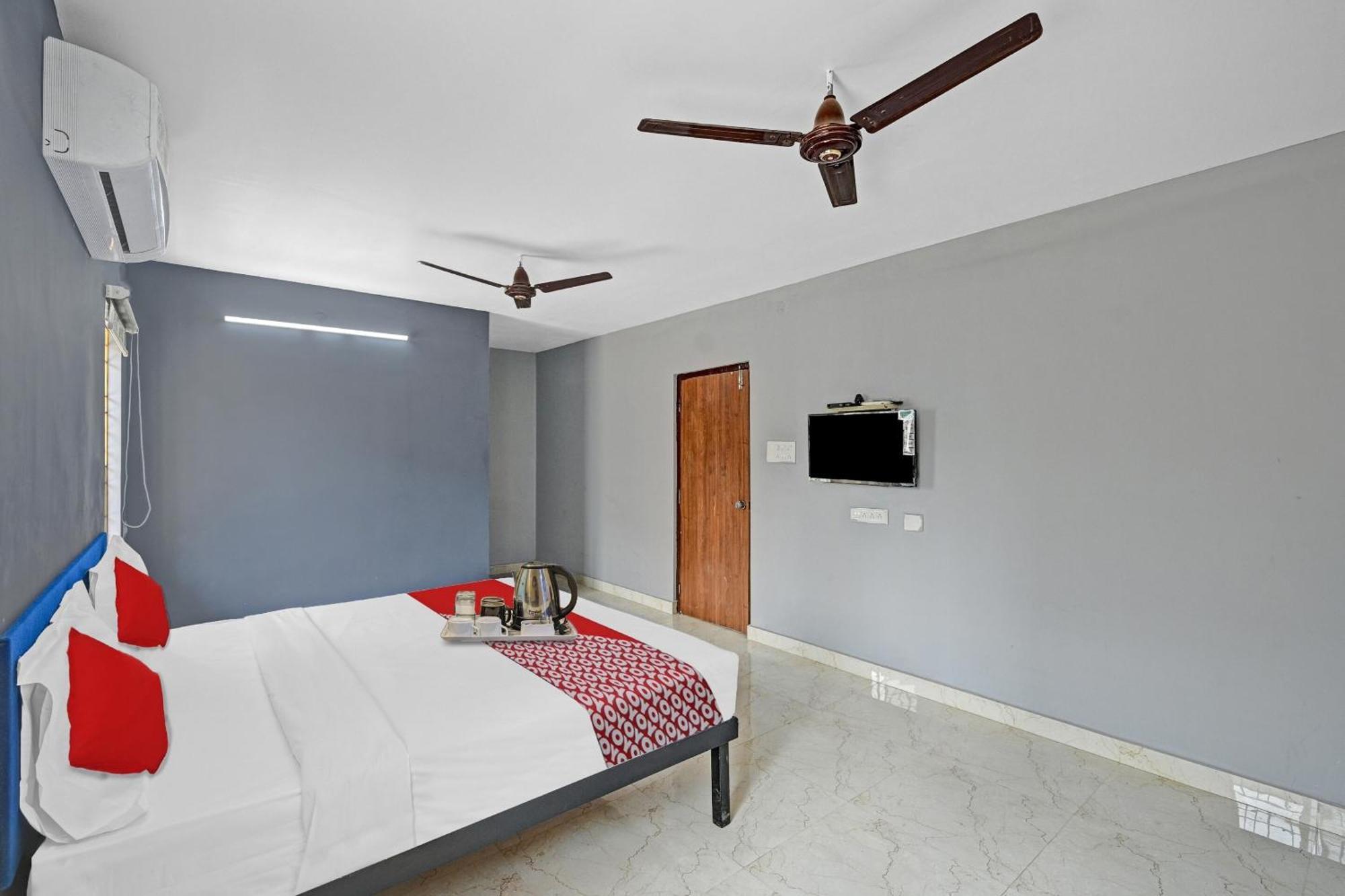 Hotel O Vara Lakshmi Residency Kurmannapalem Екстер'єр фото