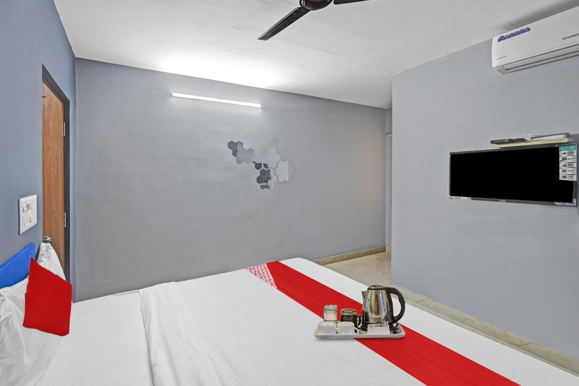 Hotel O Vara Lakshmi Residency Kurmannapalem Екстер'єр фото